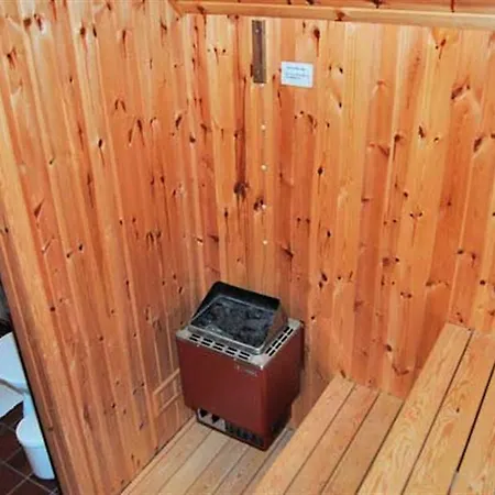Holiday Svinget H- 4684 Holiday home
