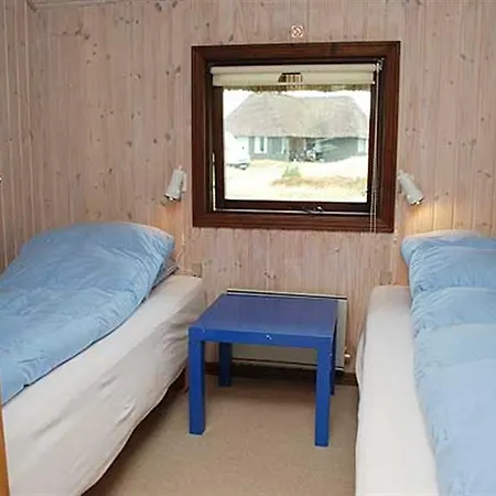 Holiday Svinget H- 4684 Holiday home *