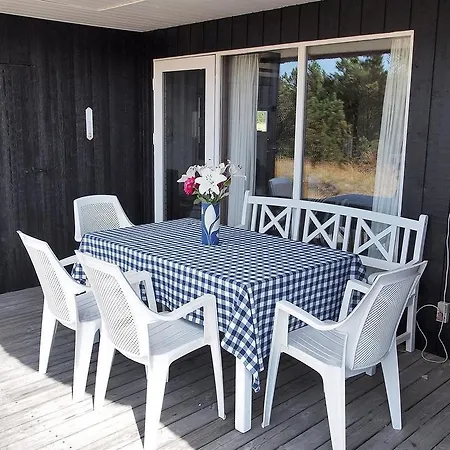 Holiday home Holiday Svinget H- 4684 *